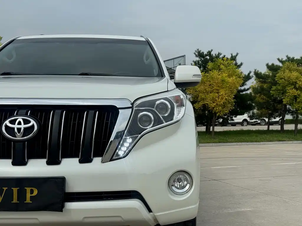 Toyota Prado 2017 — фото 4