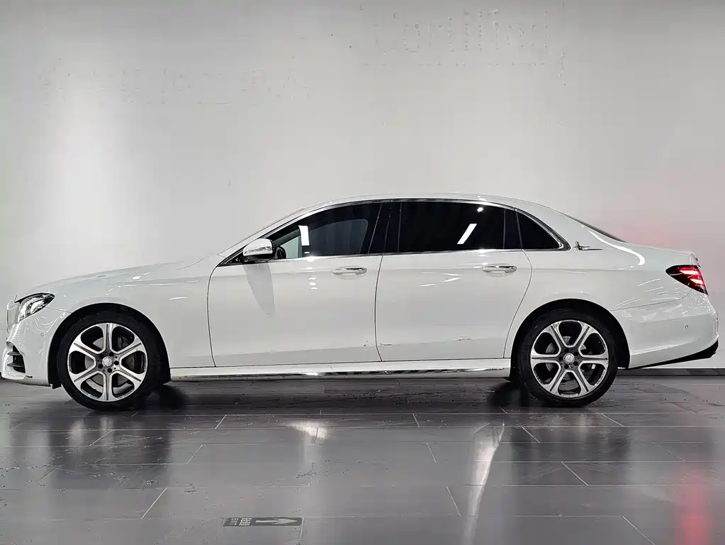 Mercedes-Benz E-Class 2016 — фото 2