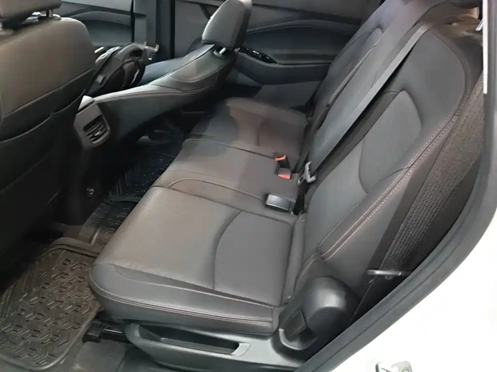 Chevrolet Orlando 2020 — фото 17