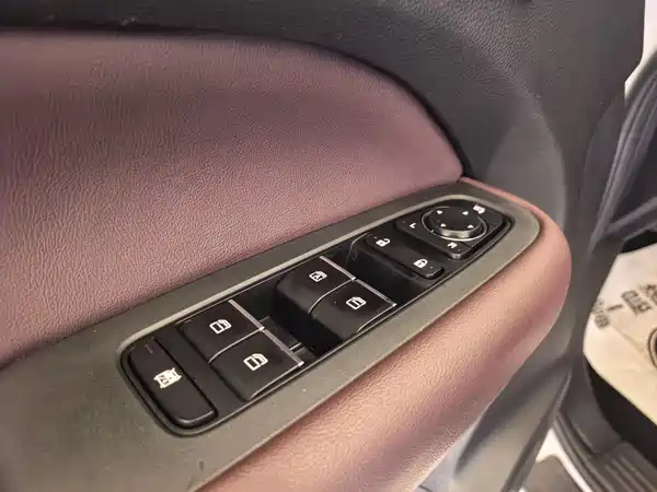 GAC Trumpchi M6 2021