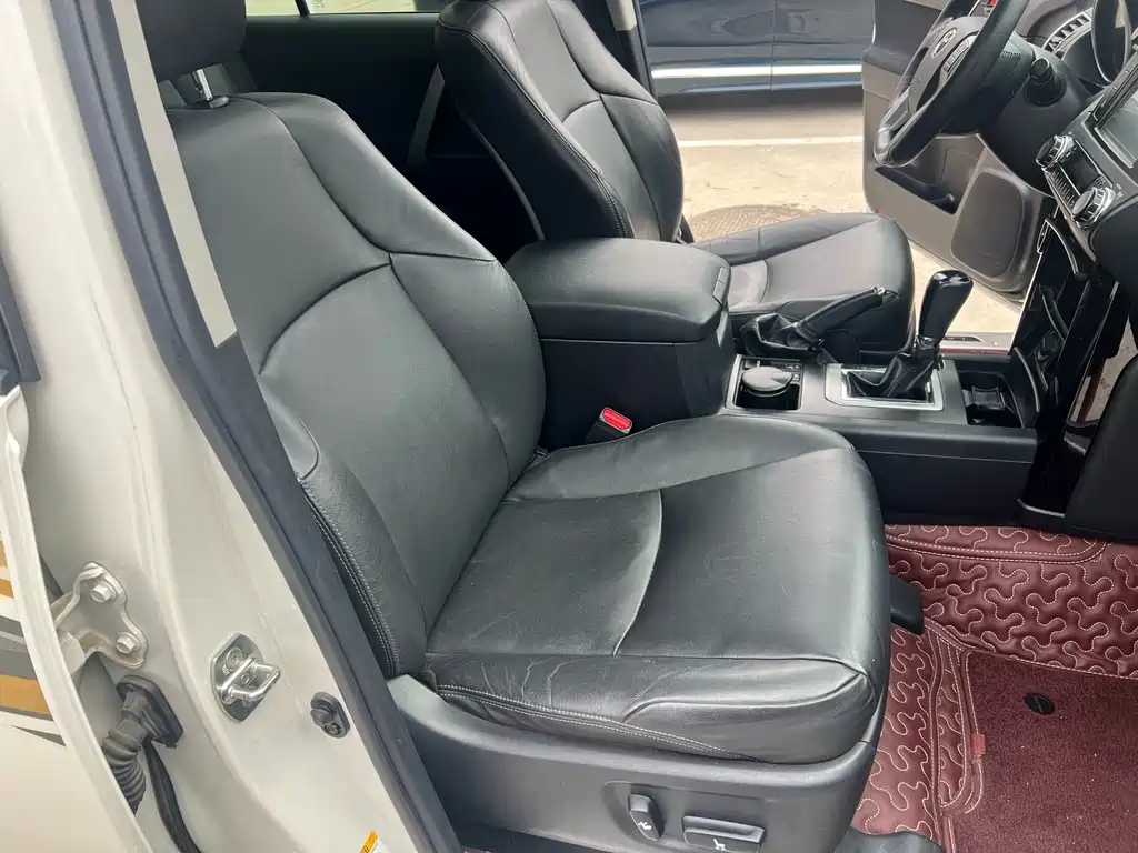 Toyota Prado 2017 — фото 15