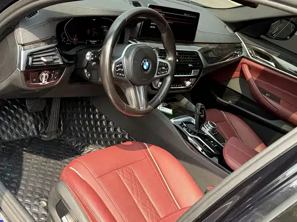 BMW 5 Series 2022