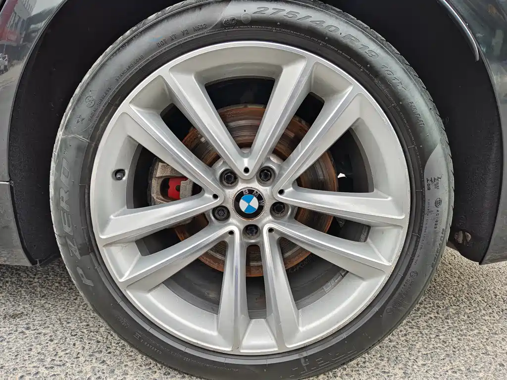 BMW 7 Series 2016 — фото 13