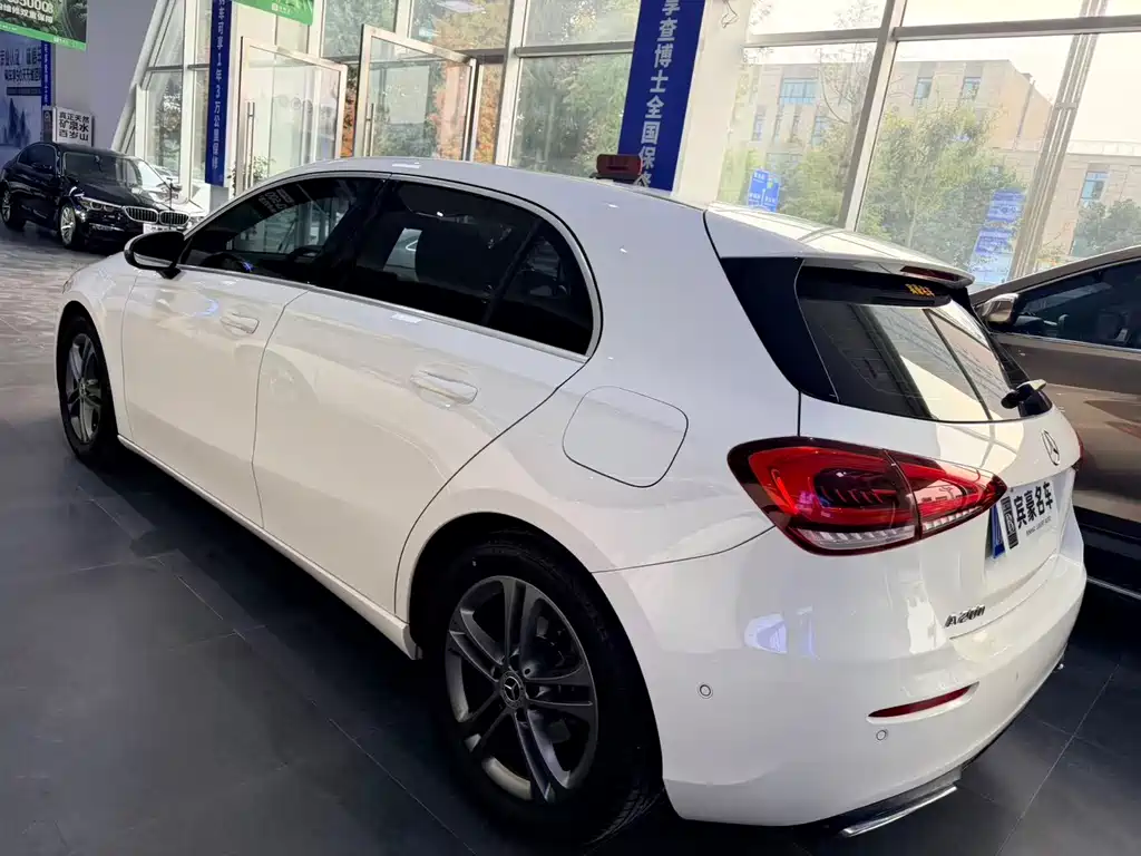 Mercedes-Benz A-Class 2020 — фото 5