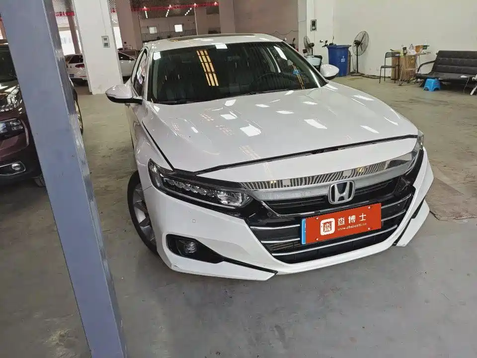Honda Accord 2021 — фото 2
