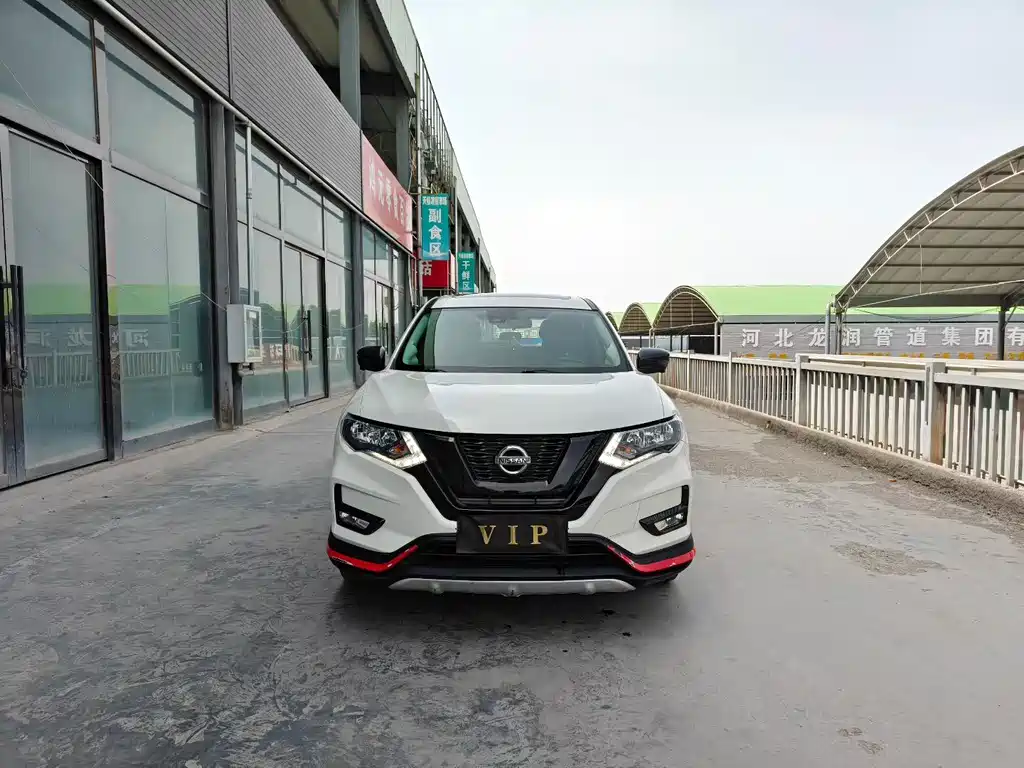 Nissan X-Trail 2019 — фото 2