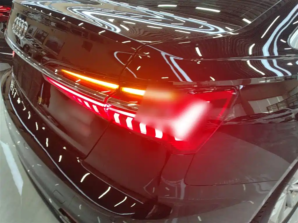 Audi A6L 2022 — фото 24