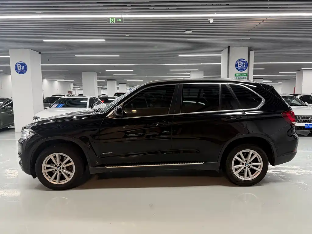 BMW X5 2018 — фото 19