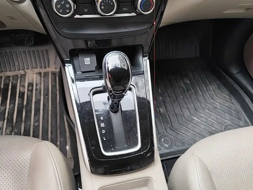 Nissan Sylphy 2018 — фото 14