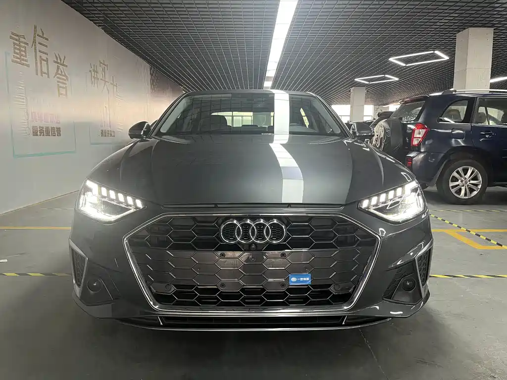 Audi A4L 2020 — фото 2