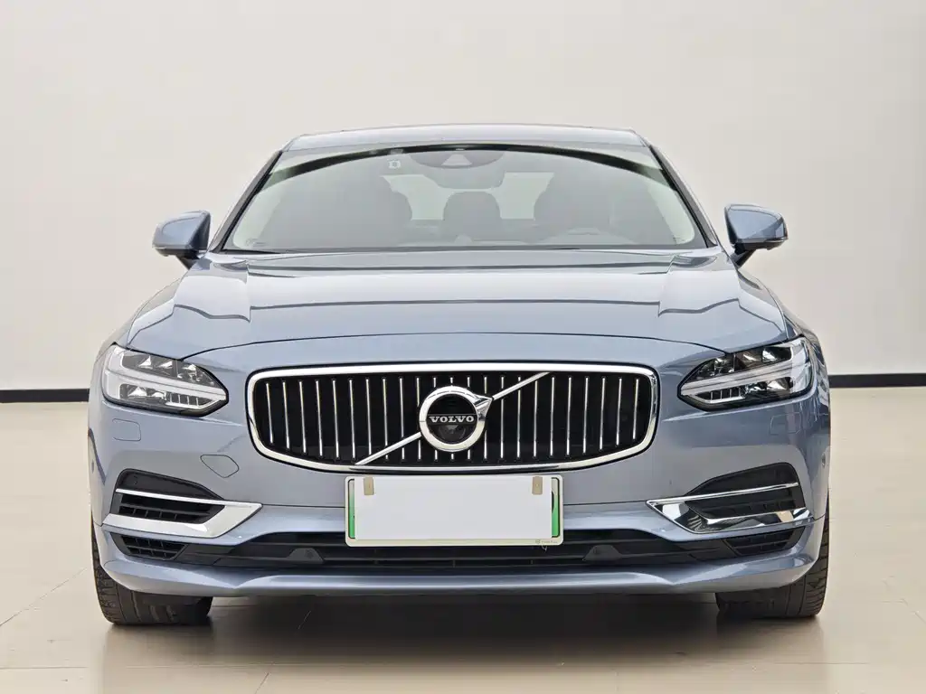 Volvo S90 Plug-In Hybrid 2019 — фото 2
