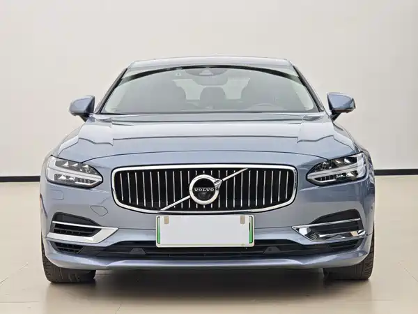 Volvo S90 Plug-In Hybrid 2019