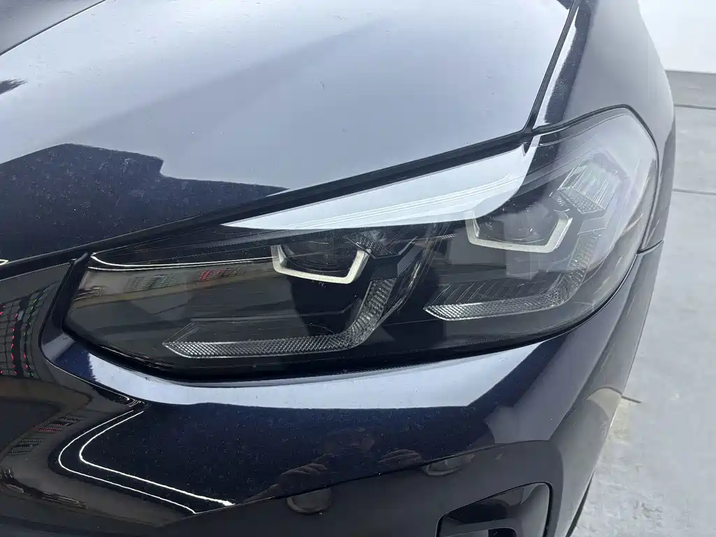 BMW iX3 2025 — фото 13