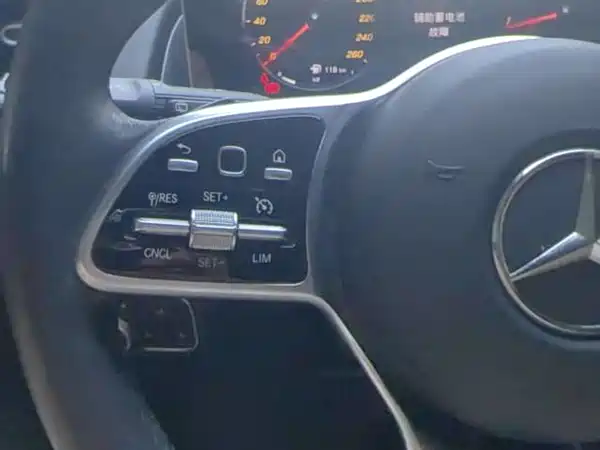 Mercedes-Benz GLB 2021