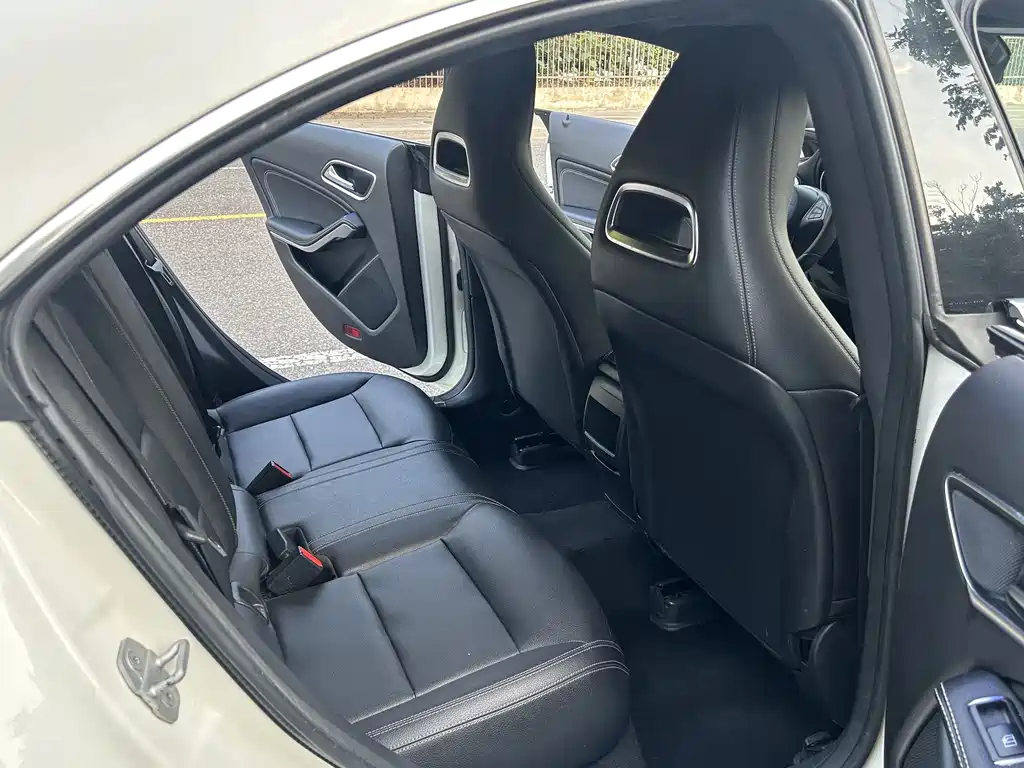 Mercedes-Benz CLA 2017 — фото 17