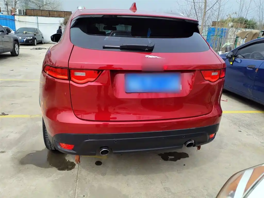 Jaguar F-PACE 2017 — фото 4
