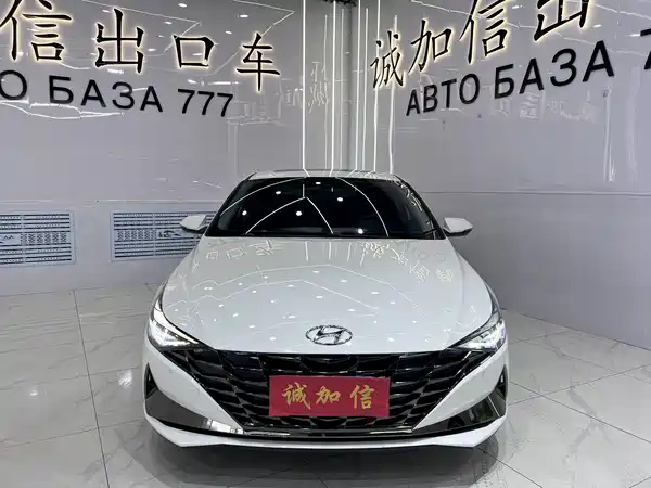 Hyundai Elantra 2023