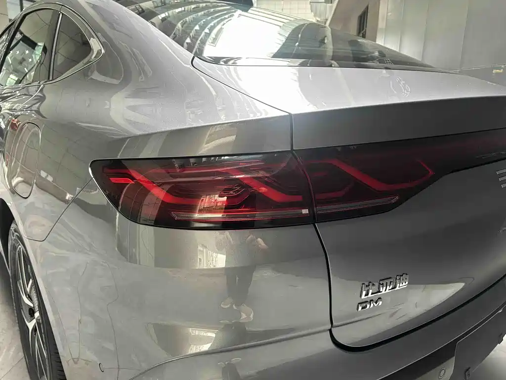 BYD Qin L 2025 — фото 5