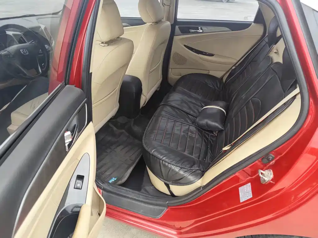 Changan Eado 2017 — фото 13