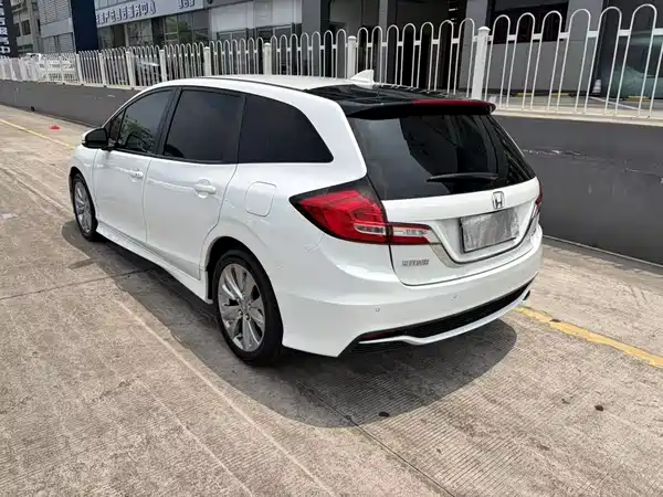 Honda Jade 2017