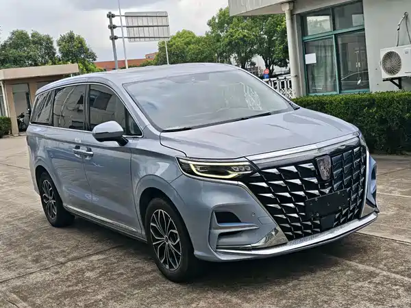 Roewe iMAX8 New Energy 2022