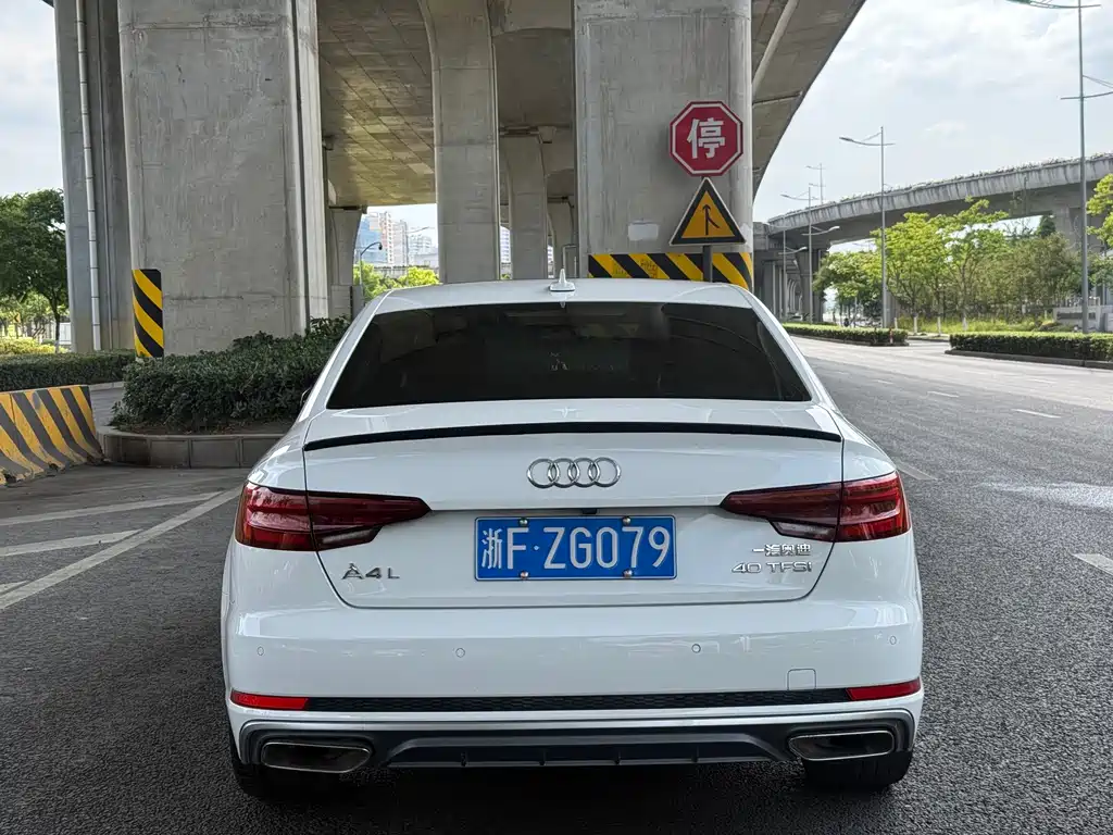 Audi A4L 2019 — фото 6