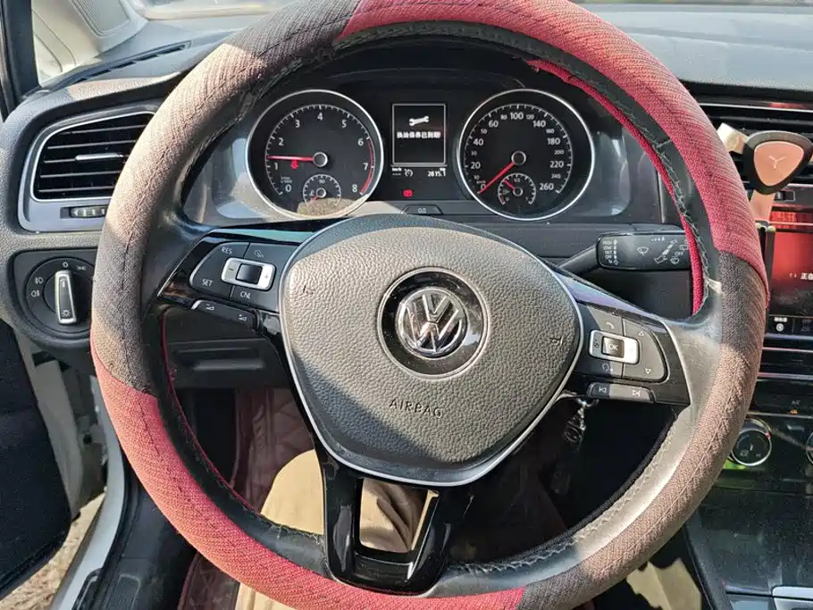 Volkswagen Golf 2018 — фото 15
