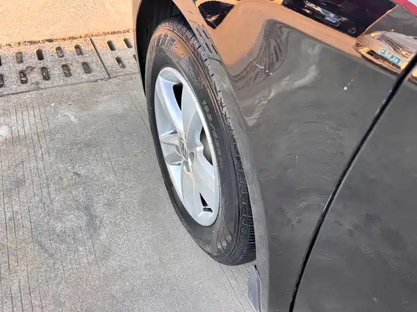 Volkswagen Lavida 2013