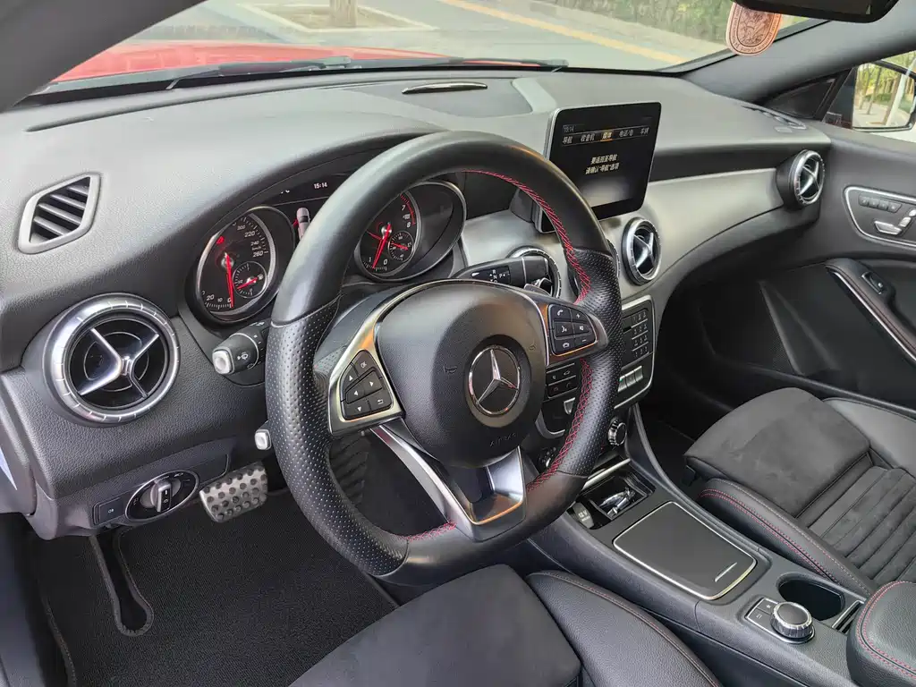 Mercedes-Benz CLA 2018 — фото 8