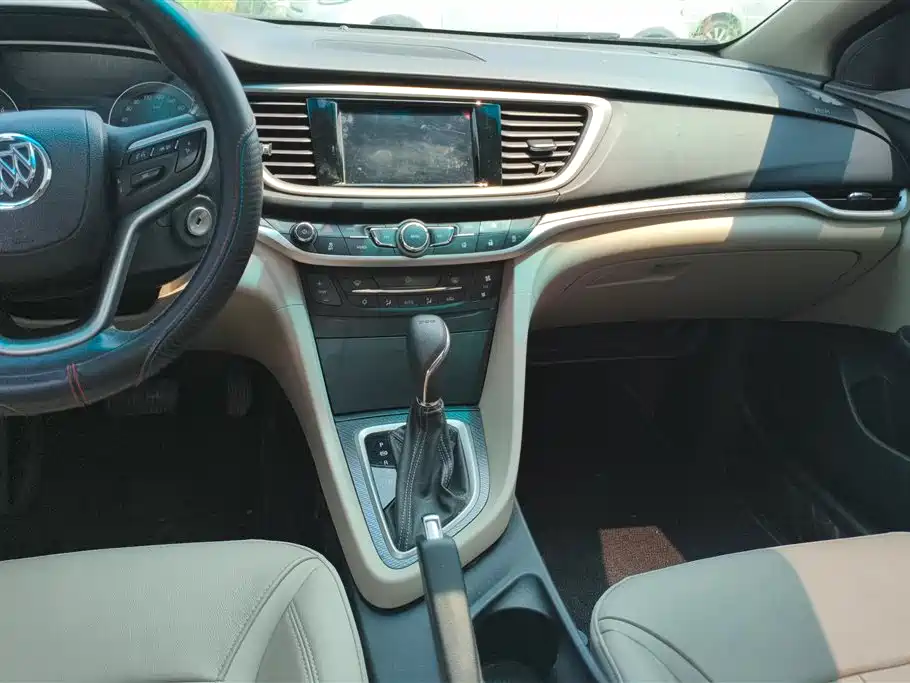 Buick Excelle 2020 — фото 12