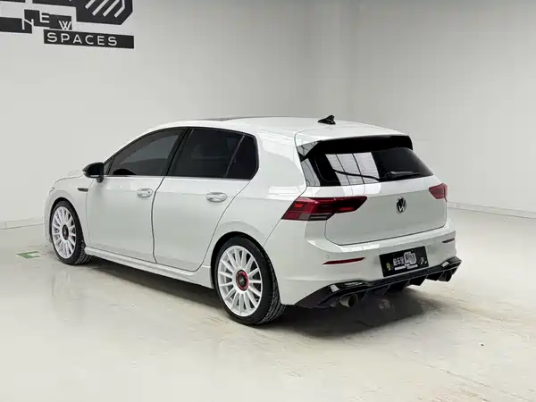 Volkswagen Golf 2023