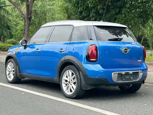 MINI Countryman 2011