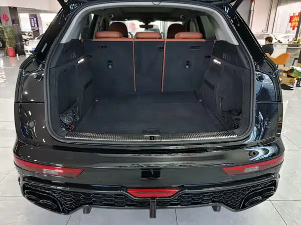Audi Q5L 2020
