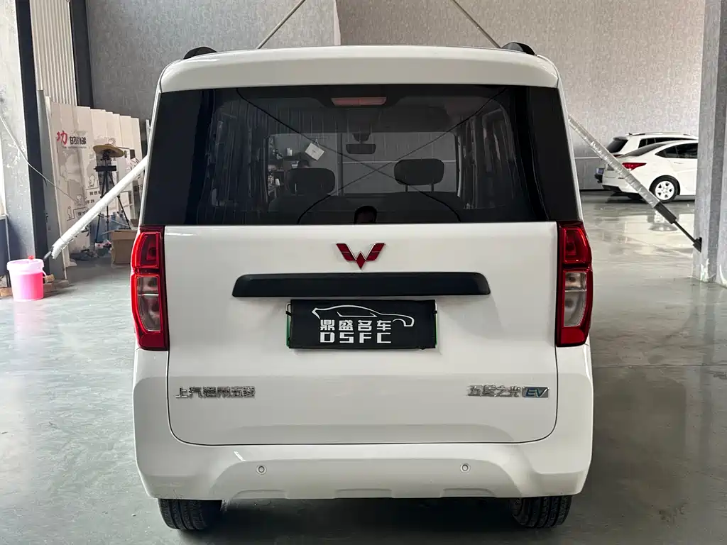 Wuling Zhiguang EV 2025 — фото 6