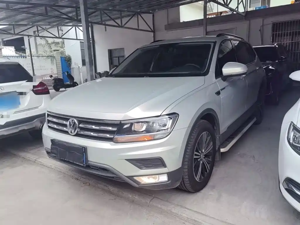 Volkswagen Tiguan L 2019 — фото 2