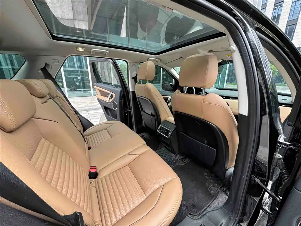 Land Rover Discovery Sport 2024 — фото 3