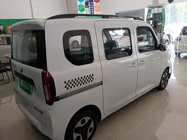 Wuling Zhiguang New Energy 2025