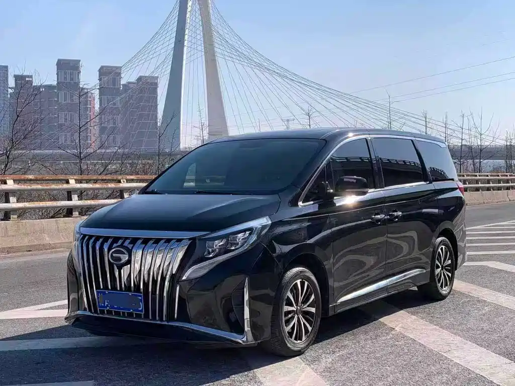 GAC Motor Trumpchi M8 2022 — фото 1