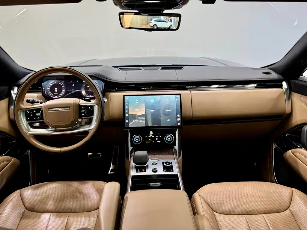 Land Rover Range Rover 2023 — фото 14