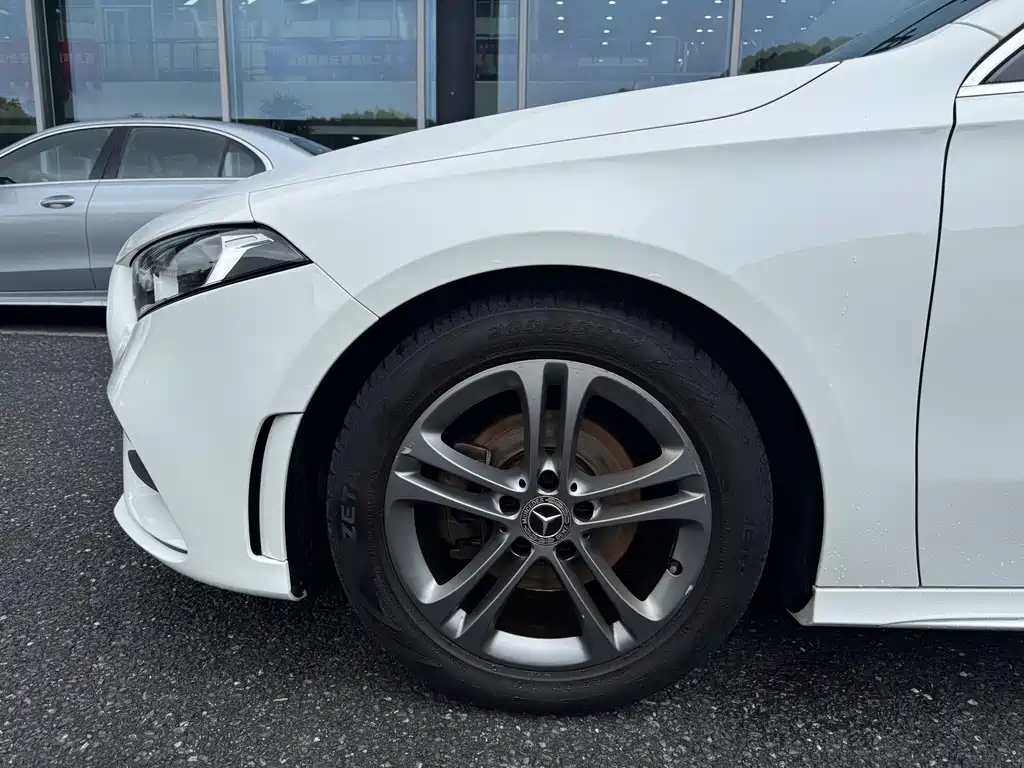 Mercedes-Benz A-Class 2020 — фото 8