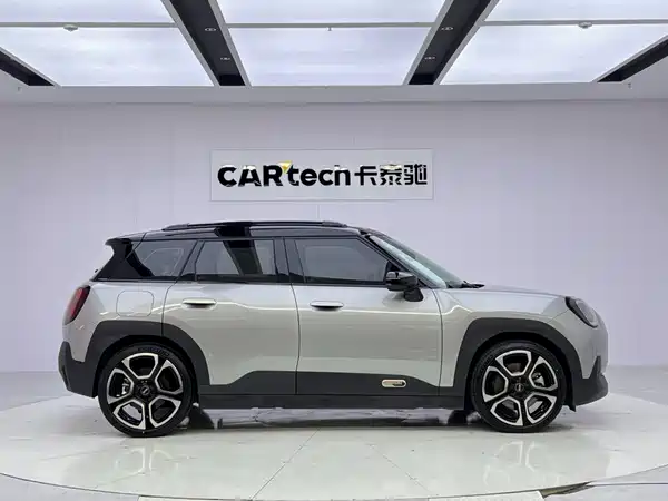 MINI Aceman 2025