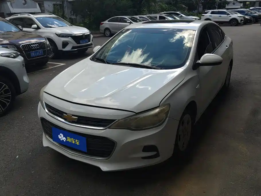 Chevrolet Cavalier 2018 — фото 1