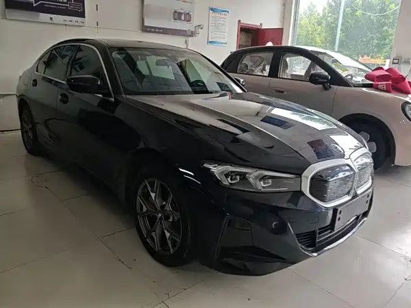 BMW i3 2023