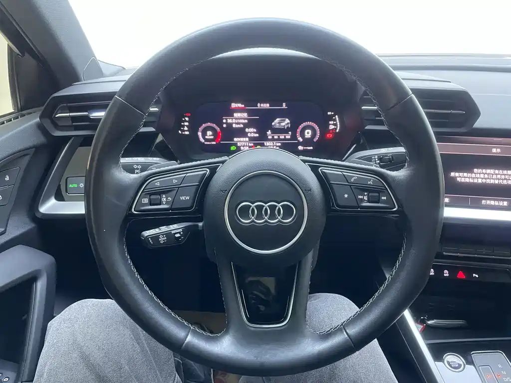Audi A3 2022 — фото 10
