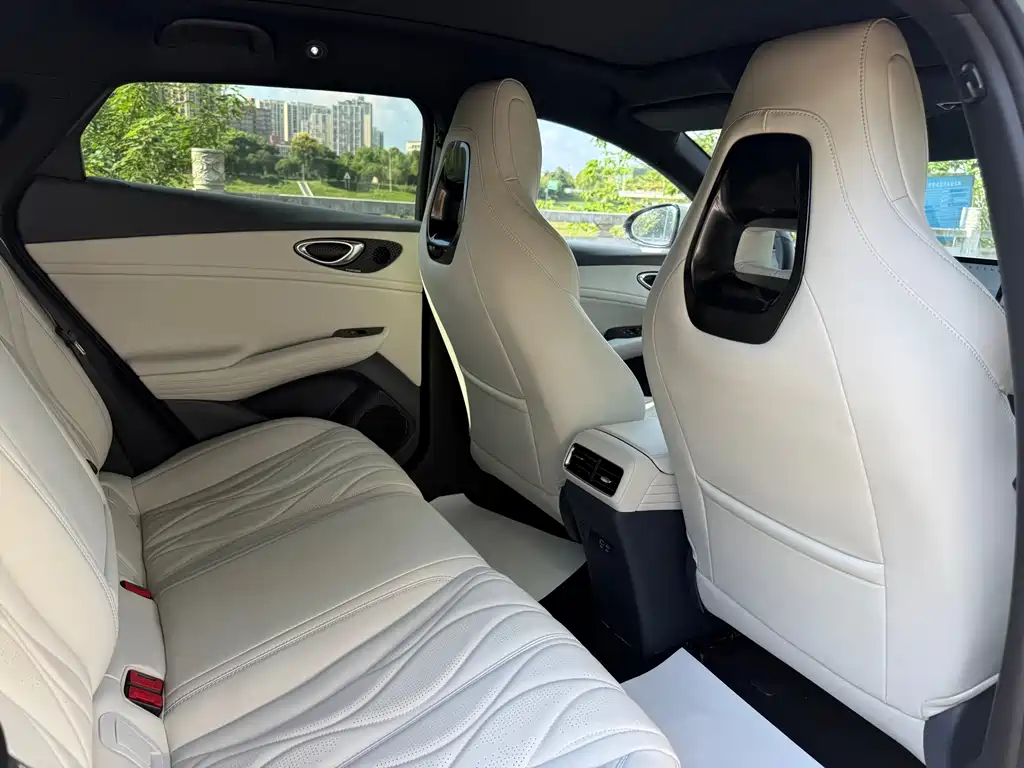 BYD Seal 06GT 2025 — фото 11