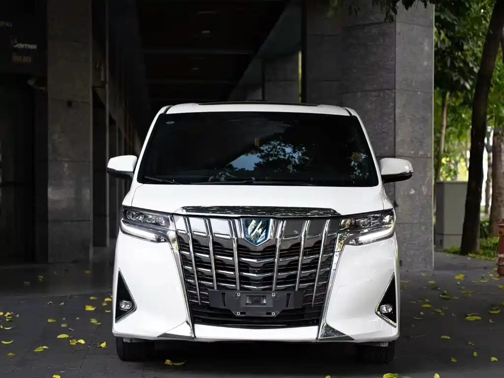 Toyota Alphard 2023