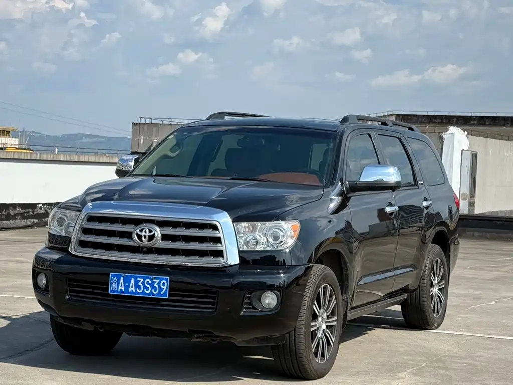 Toyota Sequoia 2015