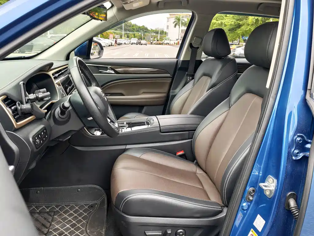 GAC Trumpchi GS5 2019 — фото 6