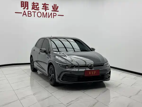 Volkswagen Golf 2023