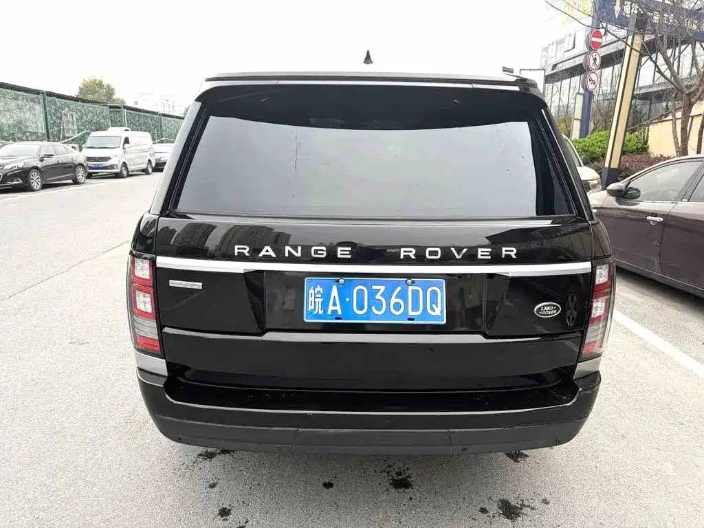 Land Rover Range Rover 2018 — фото 8